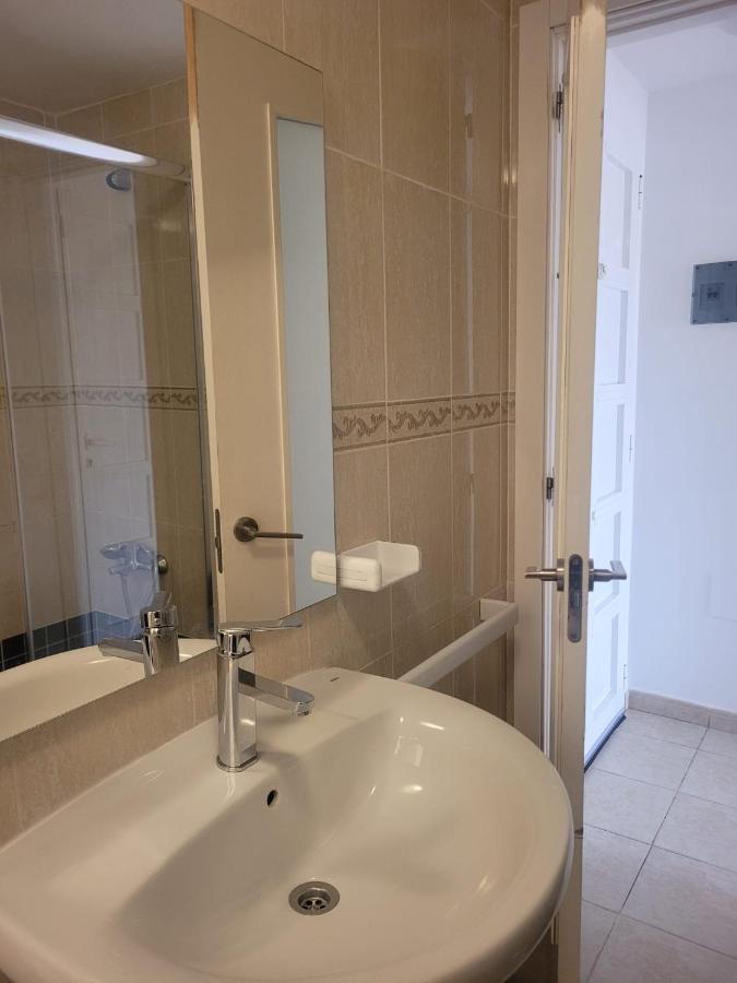Apartamento Funcional En Residencial Con Piscina En Inmejorable Ubicacion En Centro De La Isla Caleta De Fuste Esterno foto